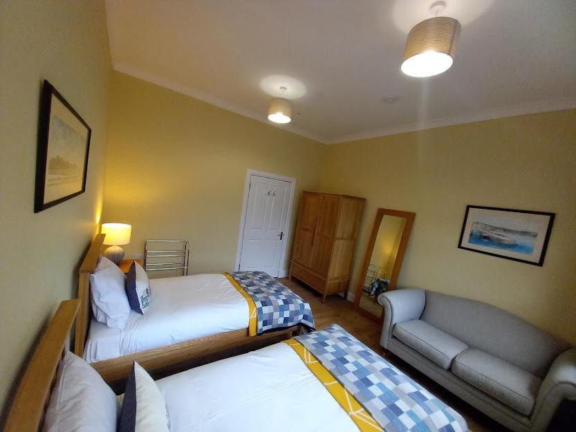 Stunning Village Centre Holiday Home Callander Esterno foto